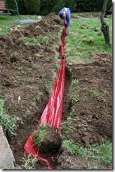 Altánok, kopanie základov.